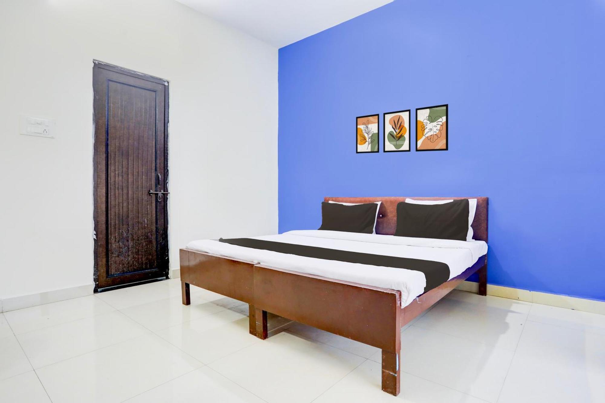 Hotel O Shree Mayaa Gwalior Bagian luar foto